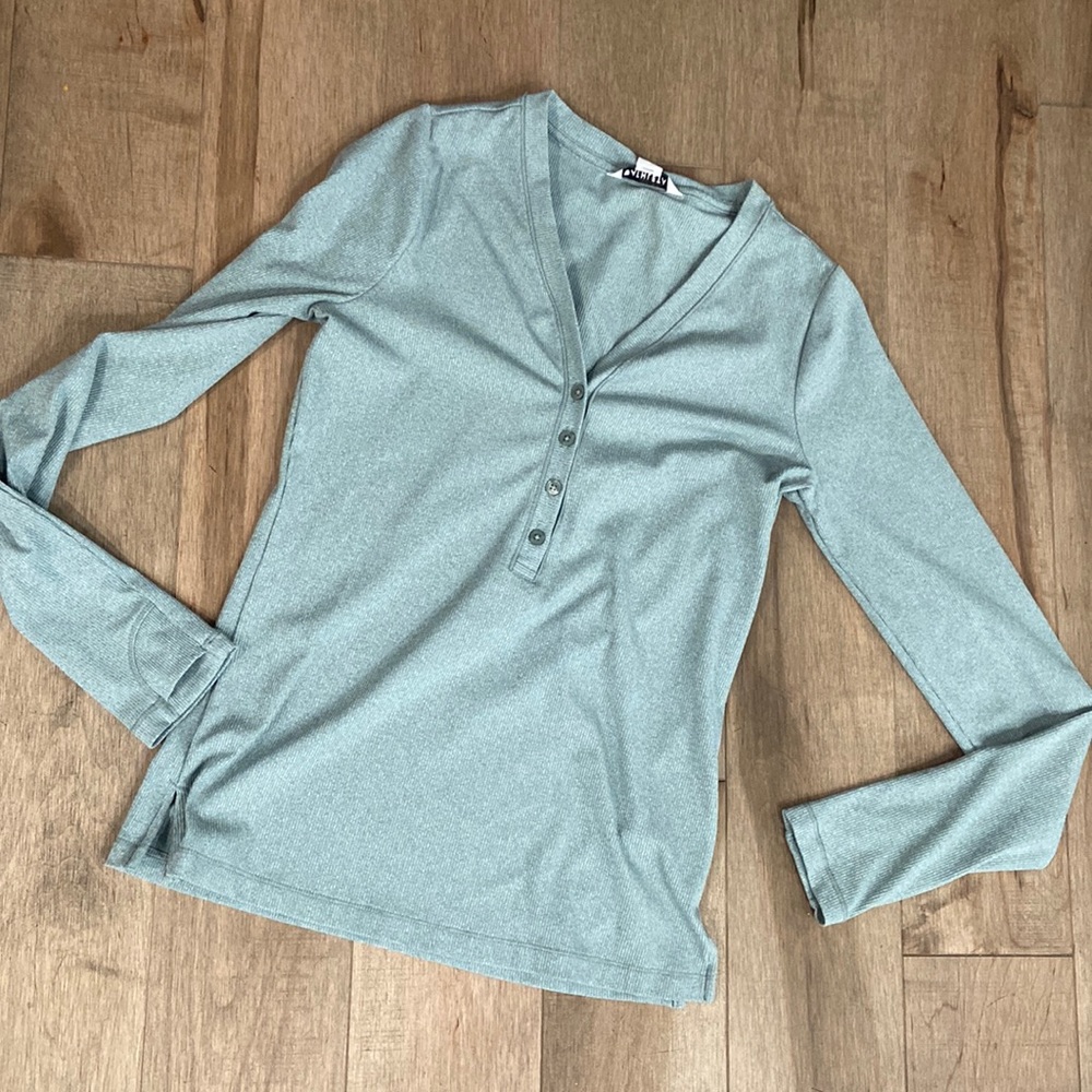 Athleta ribbed long sleeve top, size S
